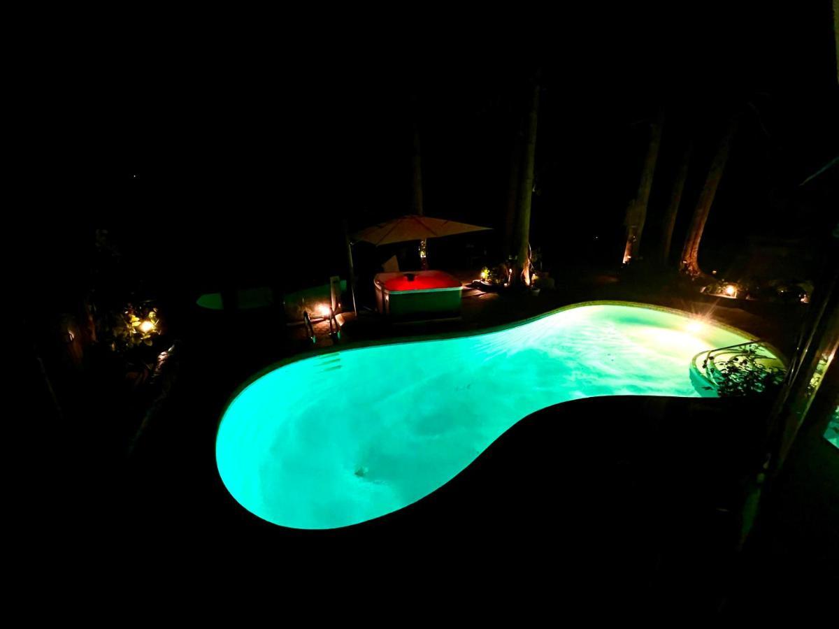 Resort Style Home Living With Private Pool And Hottub Delta Esterno foto