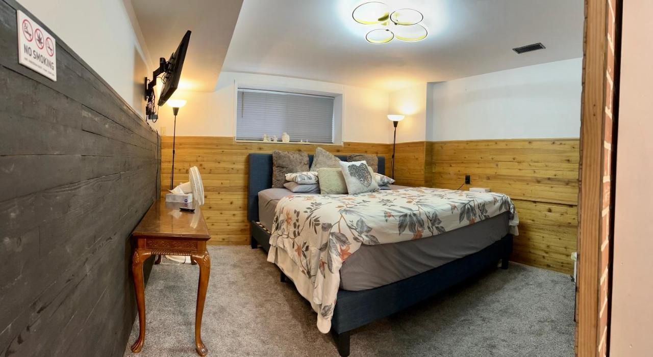 Resort Style Home Living With Private Pool And Hottub Delta Esterno foto